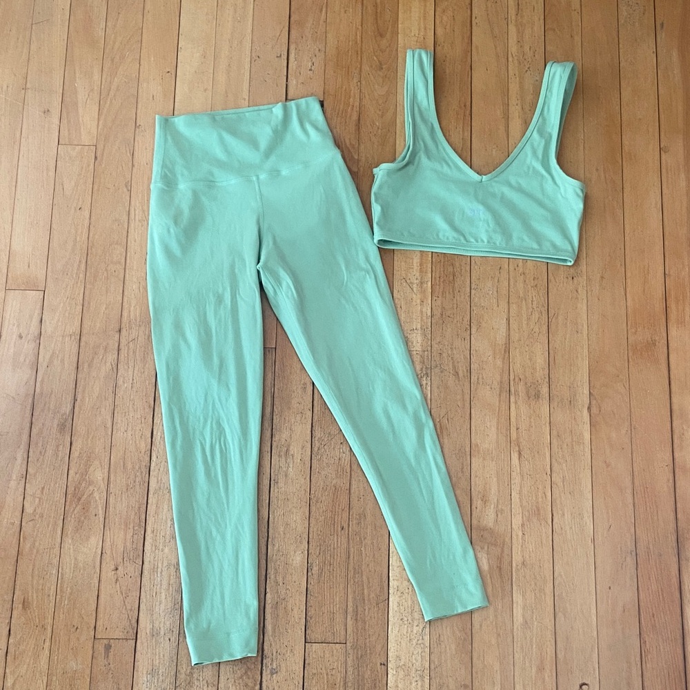 Green Activewear Set